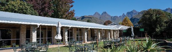 Cathedral Peak Hotel